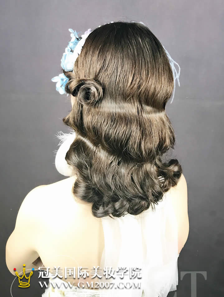 ߶˻ױްƷ